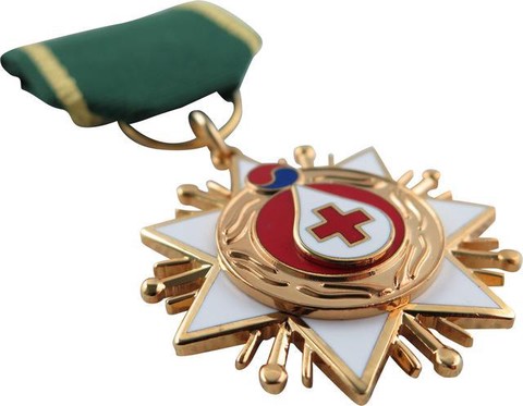 英魂之刃勋章有什么