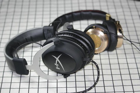 玩穿越火线什么耳机好[图1]